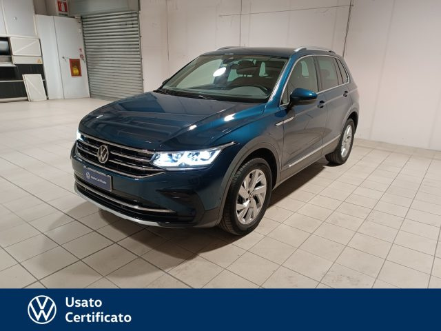 VOLKSWAGEN Tiguan Blu pastello