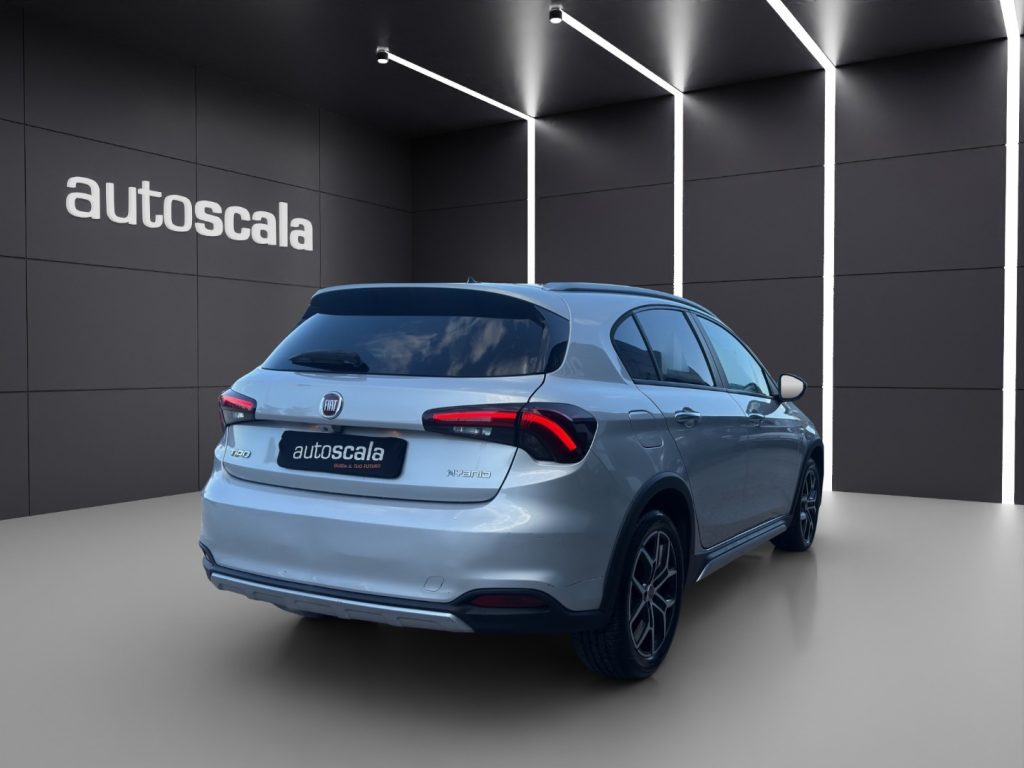 FIAT Tipo 1.5 Hybrid DCT 5 porte Cross - 5
