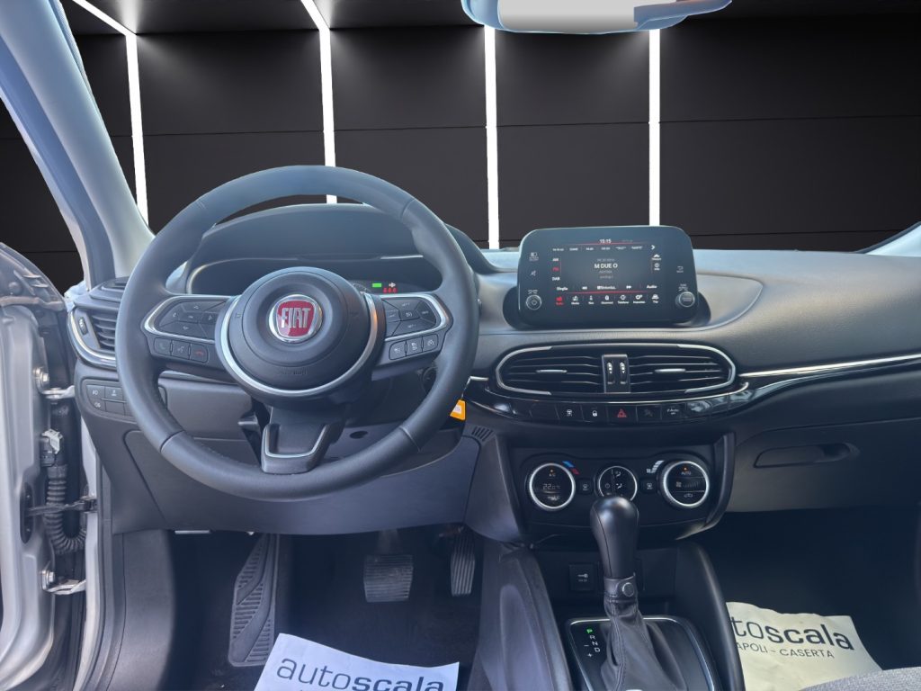 FIAT Tipo 1.5 Hybrid DCT 5 porte Cross - 14