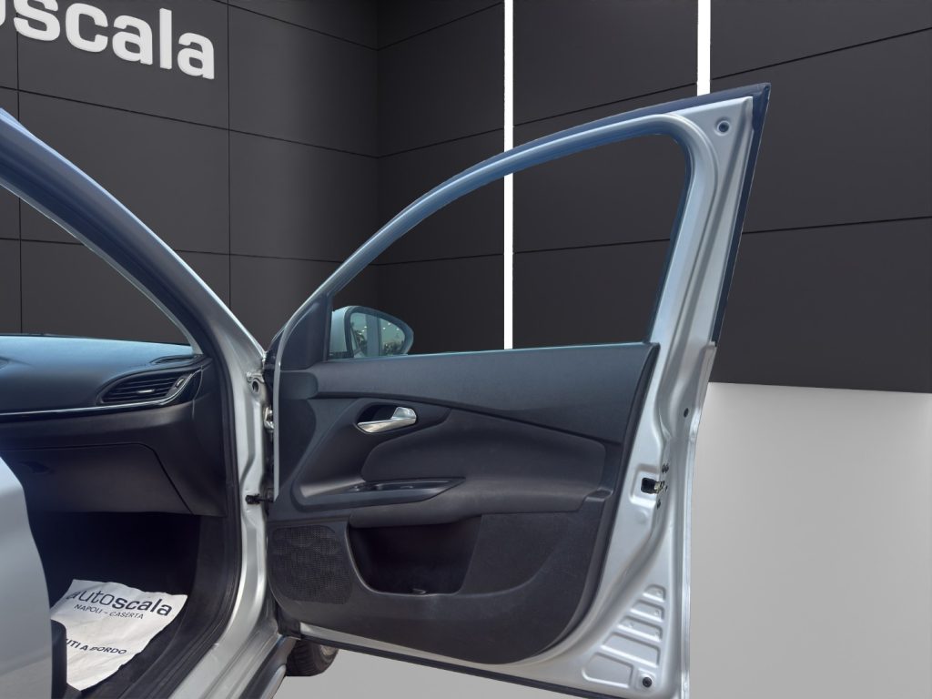 FIAT Tipo 1.5 Hybrid DCT 5 porte Cross - 17