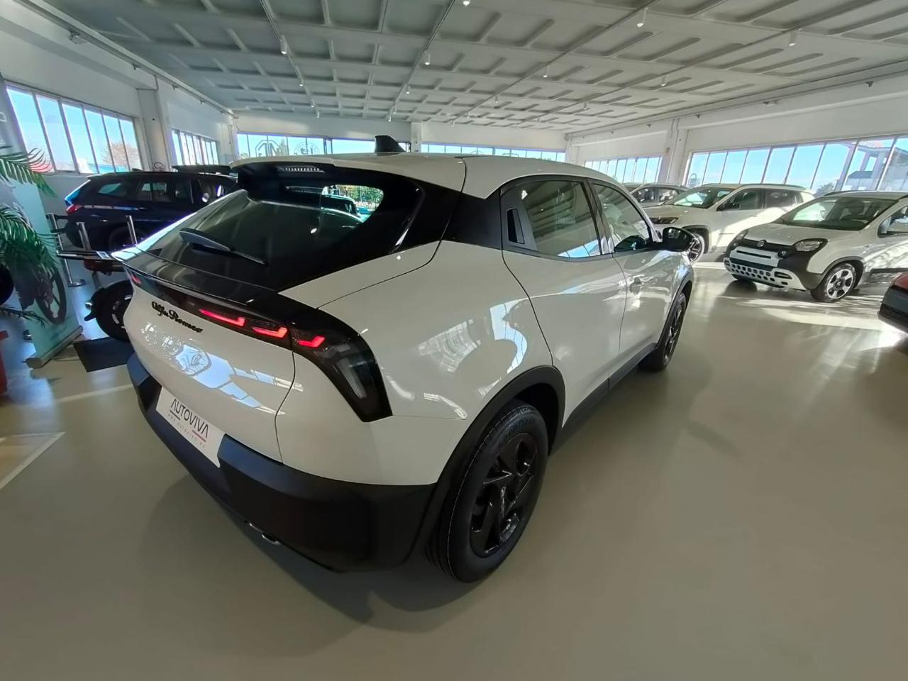 ALFA ROMEO Junior 1.2 136 CV Hybrid eDCT6 con Pack Techno - 4