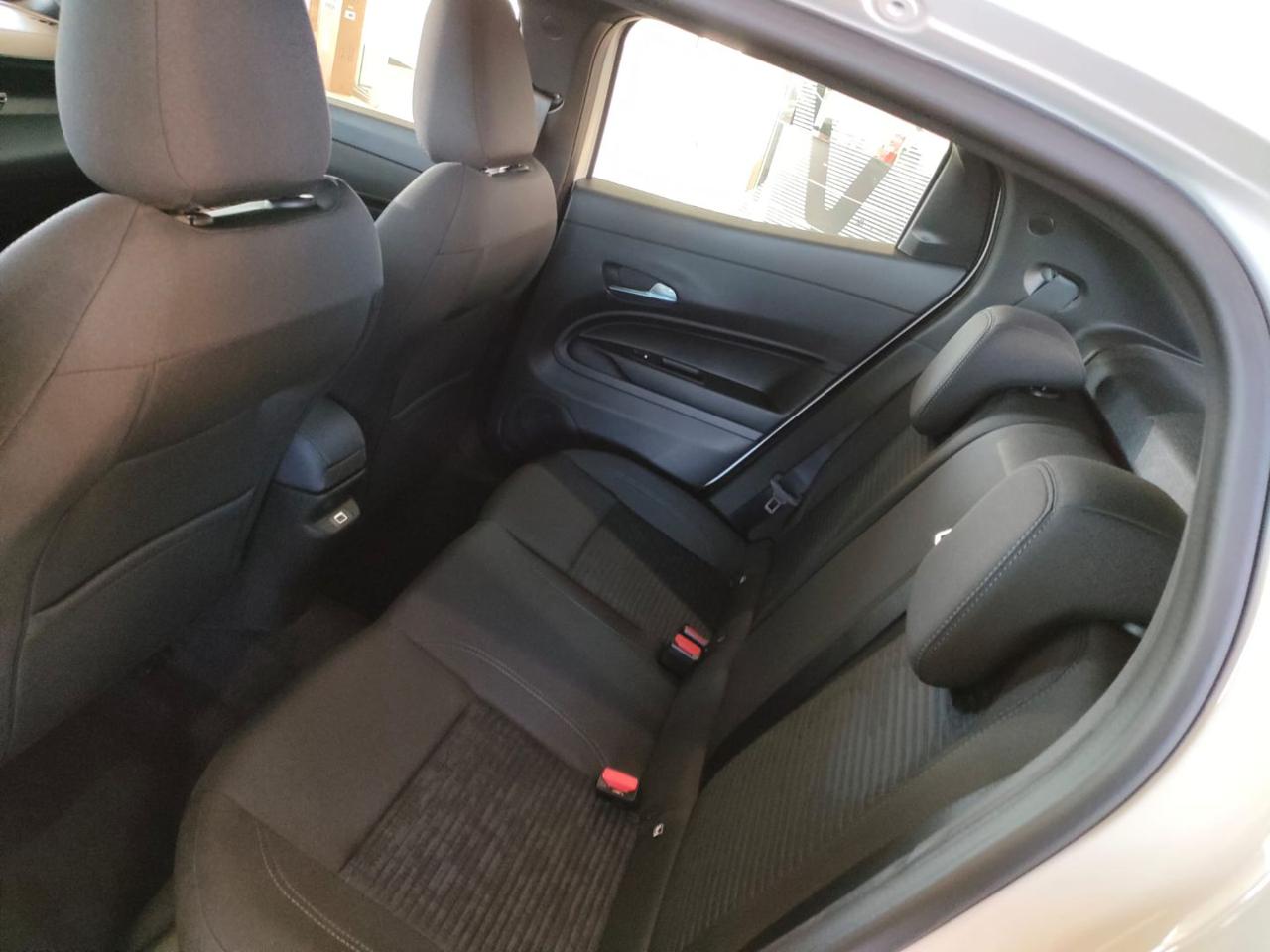 ALFA ROMEO Junior 1.2 136 CV Hybrid eDCT6 con Pack Techno - 10