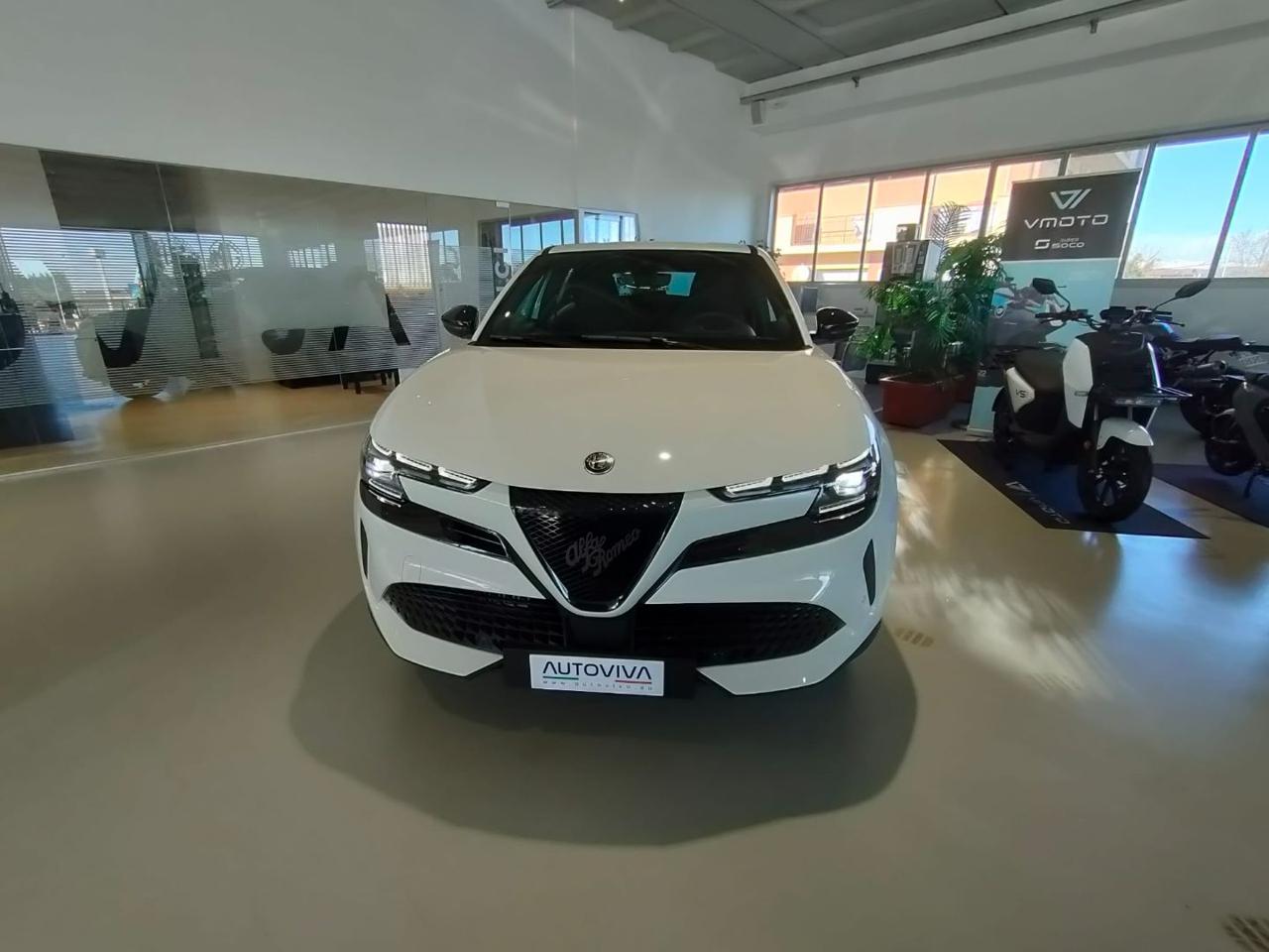 ALFA ROMEO Junior 1.2 136 CV Hybrid eDCT6 con Pack Techno - 2