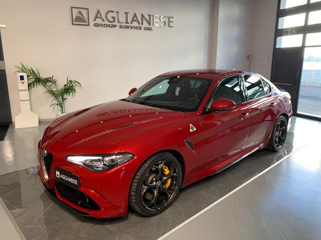 ALFA ROMEO Giulia 2.9 T V6 AT8 Quadrifoglio CARBON PACK 