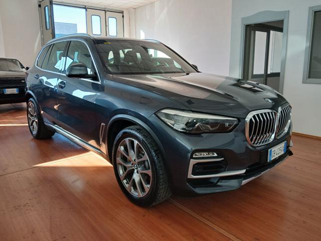 BMW X5 xDrive30d 48V xLine 