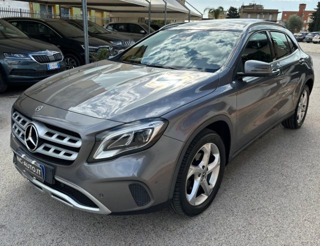 MERCEDES-BENZ GLA 200 d Automatic Sport 