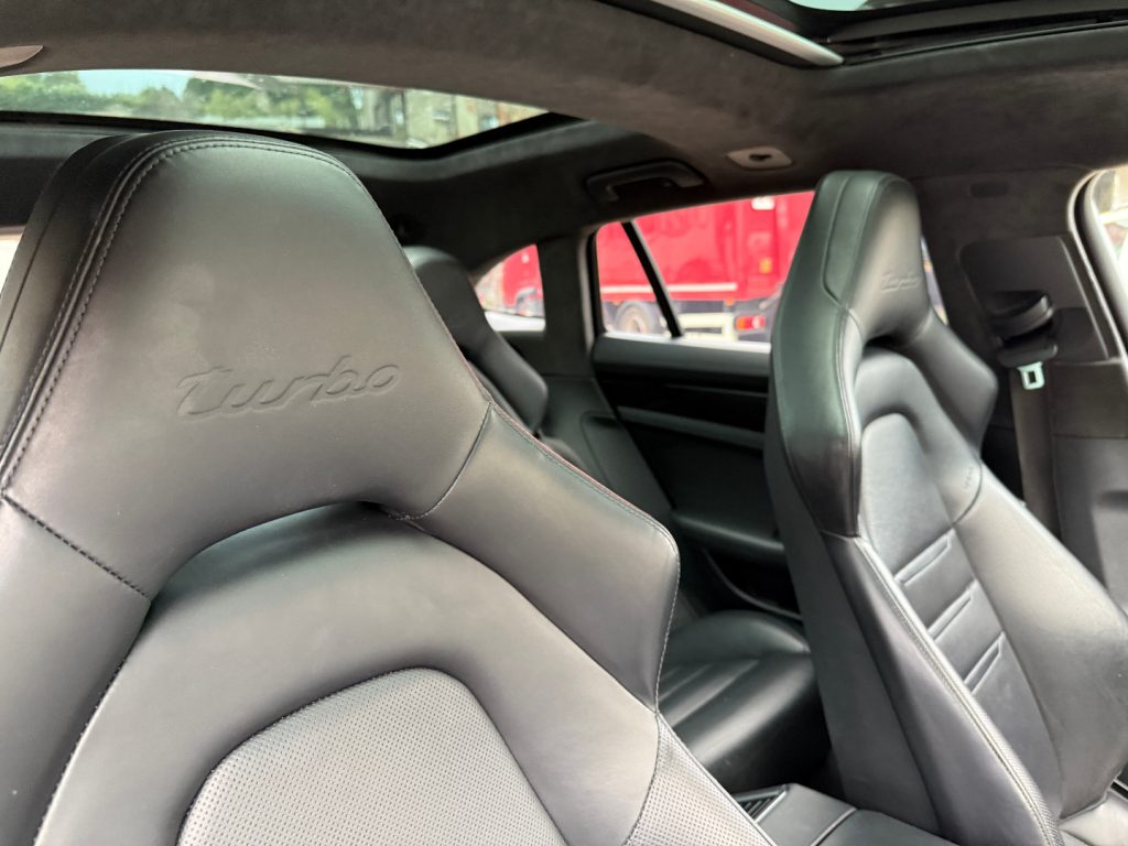 PORSCHE Panamera 4.0 Turbo Sport Turismo - 13