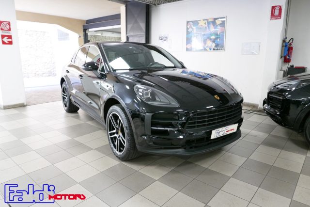 PORSCHE Macan 2.0 