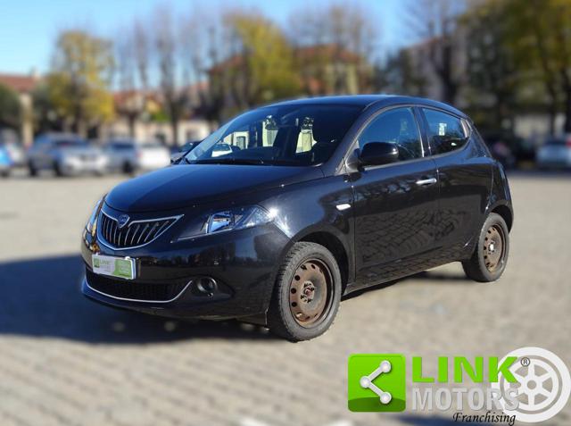 LANCIA Ypsilon 1.0 FireFly 5 porte S&S Hybrid Gold NEOPATENTATI 