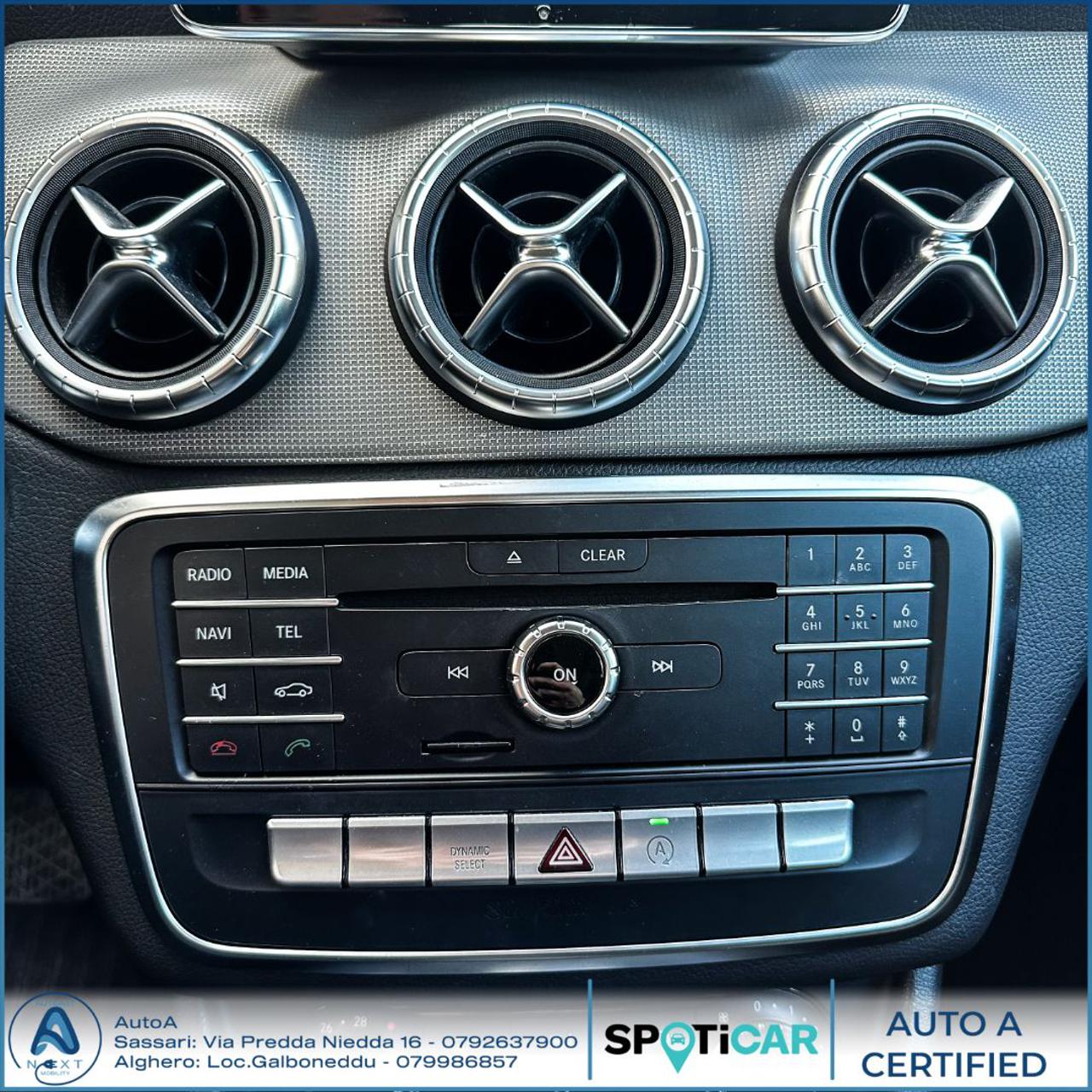 MERCEDES-BENZ CLA 200 d Automatic Business - 17