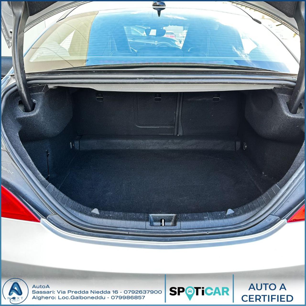 MERCEDES-BENZ CLA 200 d Automatic Business - 9