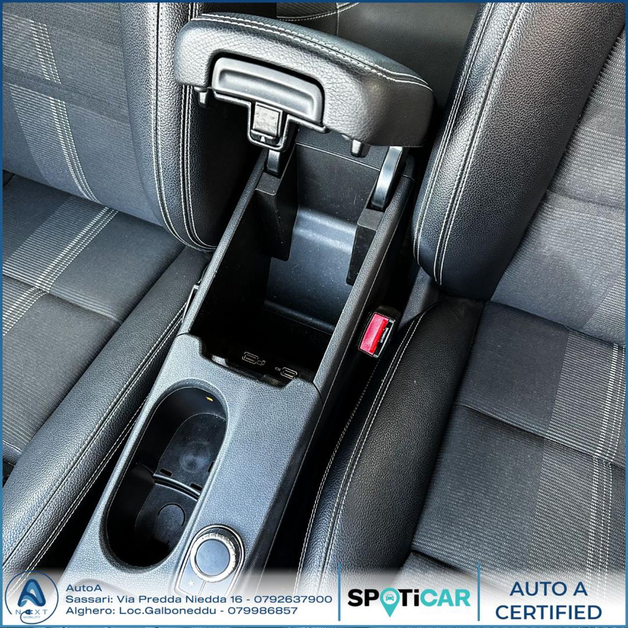 MERCEDES-BENZ CLA 200 d Automatic Business - 21