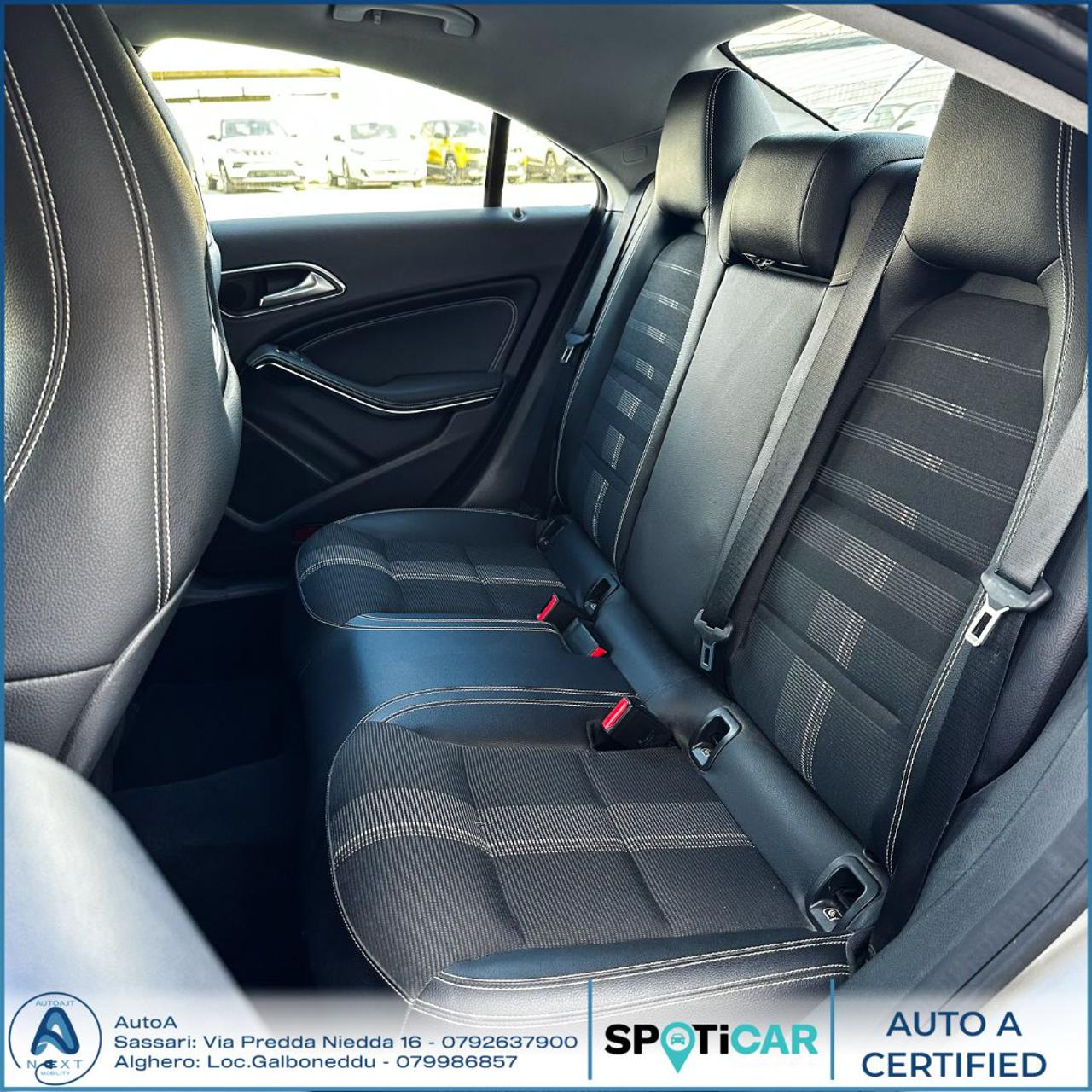 MERCEDES-BENZ CLA 200 d Automatic Business - 11