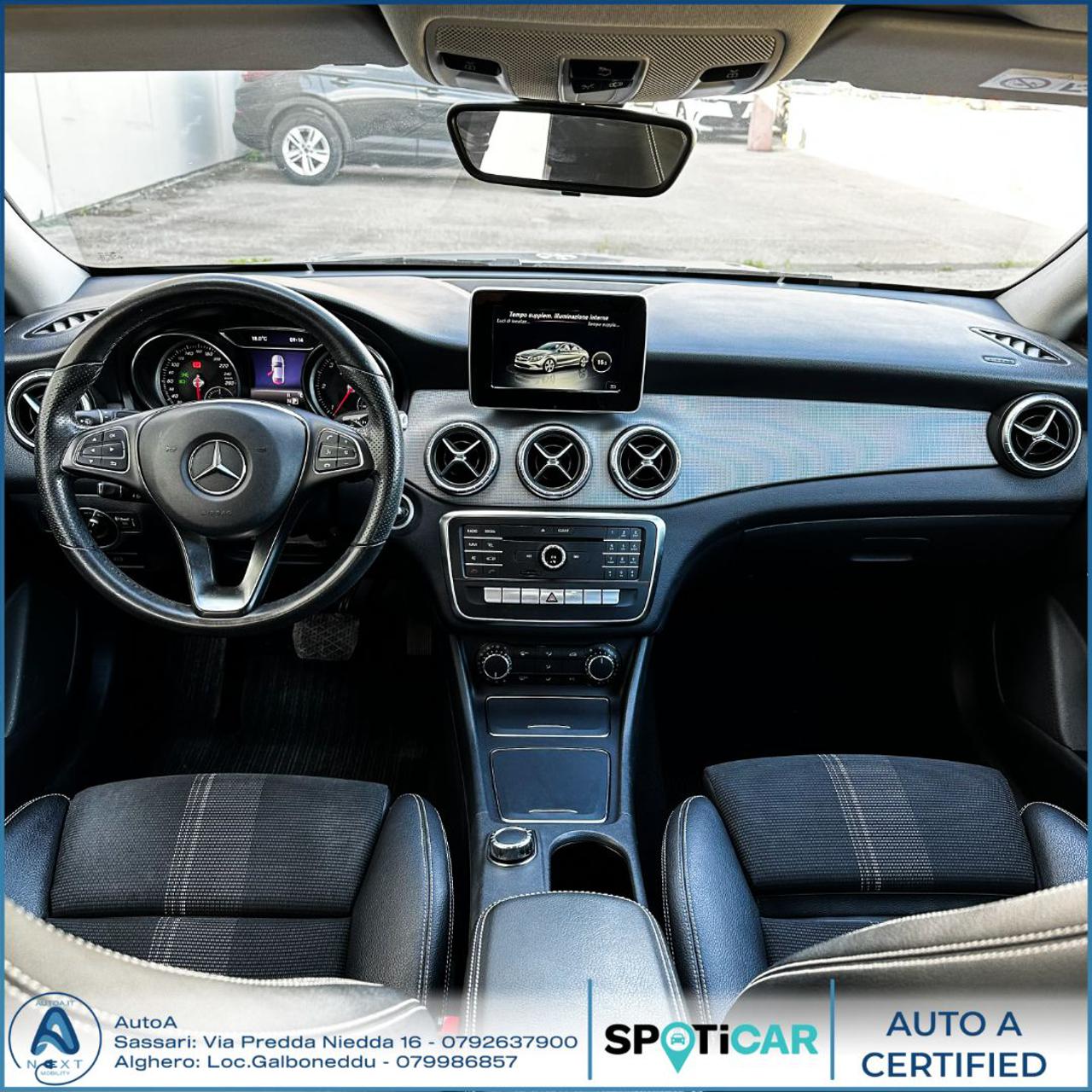 MERCEDES-BENZ CLA 200 d Automatic Business - 12