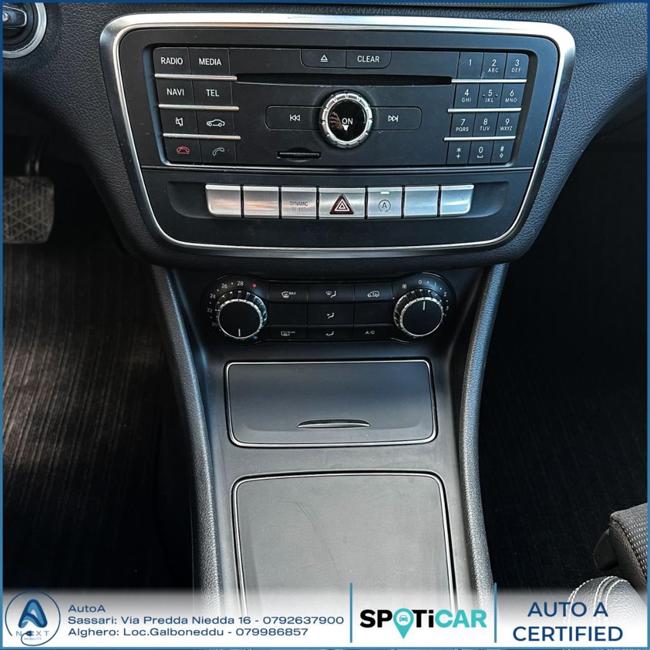 MERCEDES-BENZ CLA 200 d Automatic Business - 18