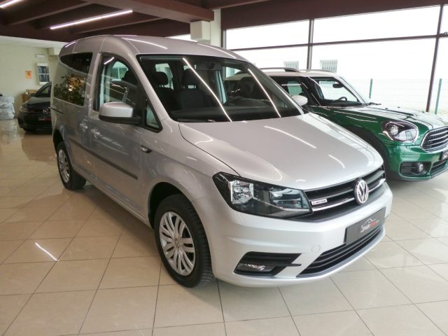 VOLKSWAGEN Caddy 2.0 TDi 122 Cv Trendline 4 MOTION - KM CERTIFICATI 