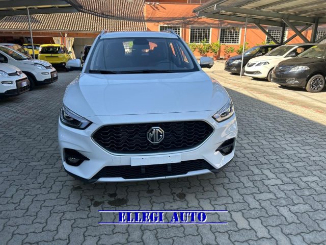 MG ZS Bianco extraserie pastello