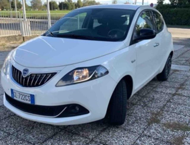 LANCIA Ypsilon 1.0 FireFly 5 porte S&S Hybrid Gold 