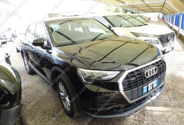 AUDI Q3 35 TDI quattro Business Sport 