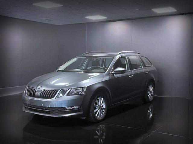 SKODA Octavia 1.6 TDI SCR 115 CV DSG Wagon Executive 