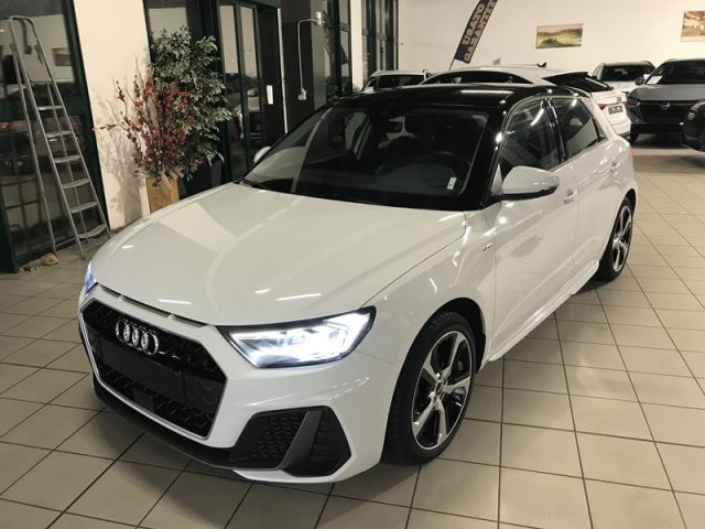 AUDI A1 Sportback 1.0 TFSI 110CV 30 Adrenalin S line Ed. 