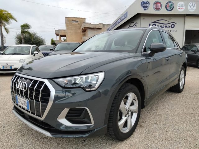 AUDI Q3 35 TDI quattro S tronic Business 