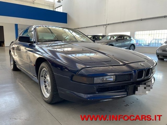 BMW 850 Blu metallizzato