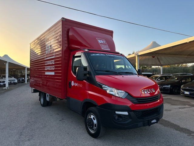 IVECO Daily Rosso pastello