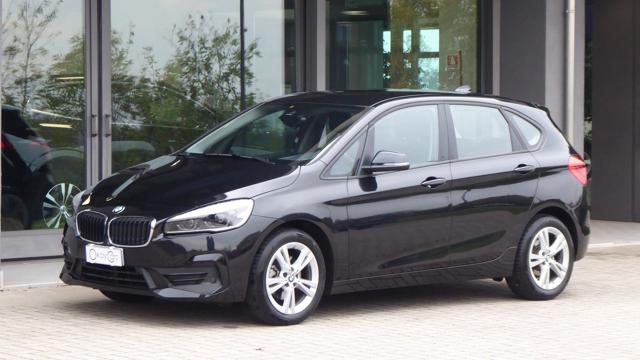 BMW 218 i Active Tourer Business 