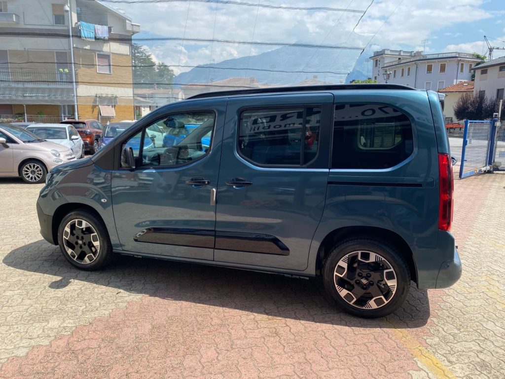 FIAT Doblo 1.5 BlueHdi 100CV *Tetto Panora*Cerchi Lega*Retroc - 3