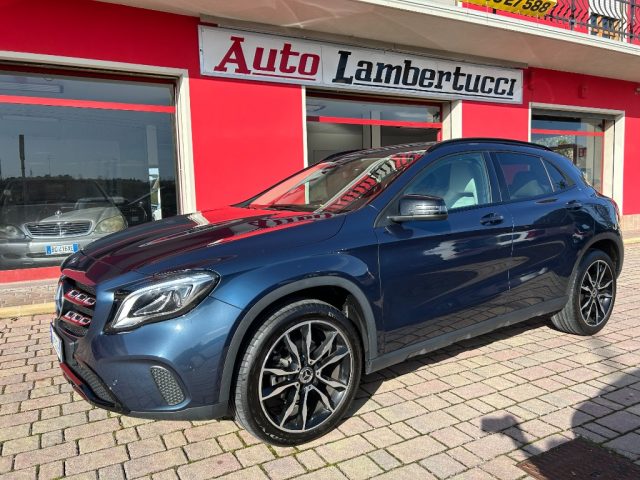 MERCEDES-BENZ GLA 220 d Automatic 4Matic Sport 