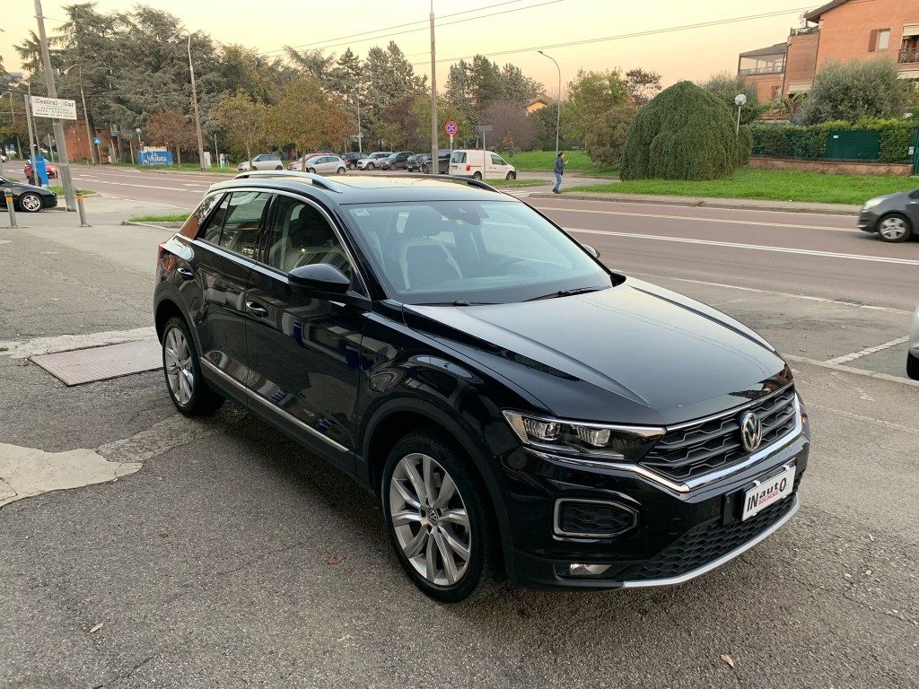 Foto VOLKSWAGEN T-Roc 2.0 TDI SCR 150 CV DSG 4MOTION STYLE BMT usato Bologna