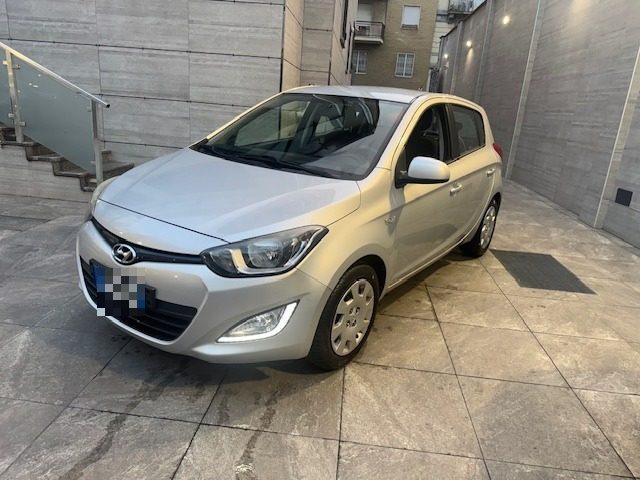 HYUNDAI i20 1.2 5p. Sound Edition 