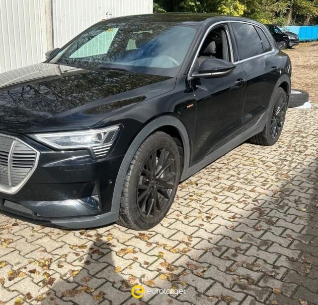 AUDI e-tron 50 quattro 