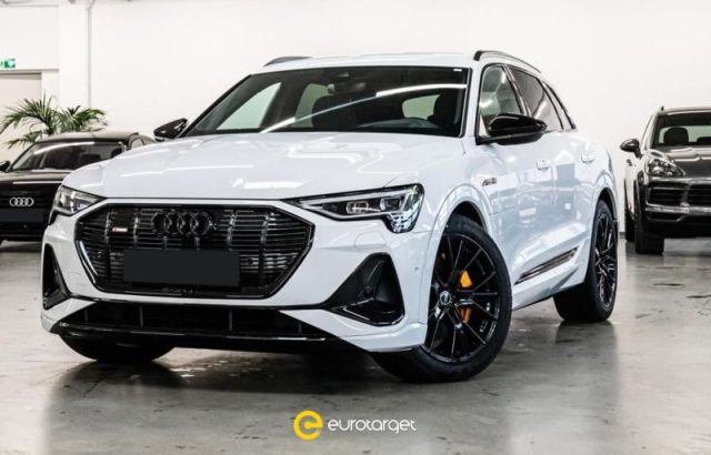 AUDI e-tron 50 quattro S line edition 