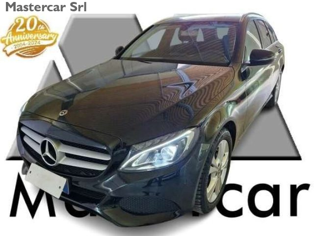 MERCEDES-BENZ C 220 SW d Business auto fari Led - targa FR142JH 