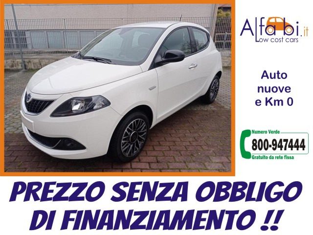 LANCIA Ypsilon 1.0 FireFly 70CV Hybrid Platino + Pack Comfort 