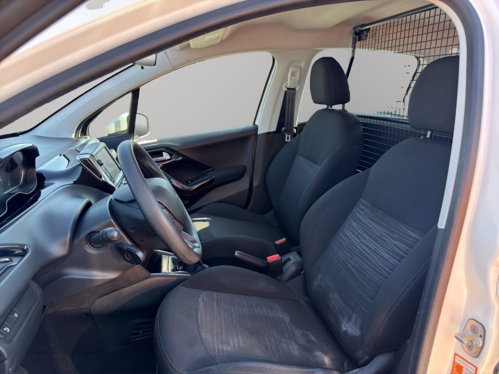 PEUGEOT 208 VAN 100CV 2POSTI - 7