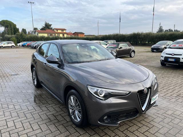 ALFA ROMEO Stelvio Grigio scuro metallizzato