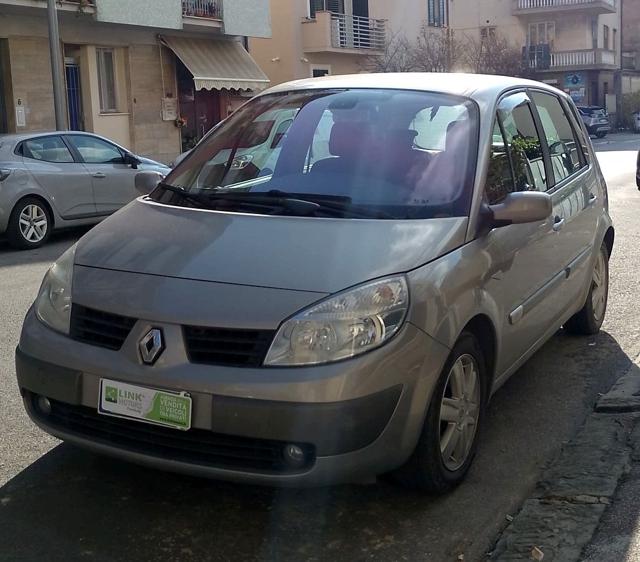 RENAULT Grand Scenic 1.5 dCi/100CV Confort Auth. 