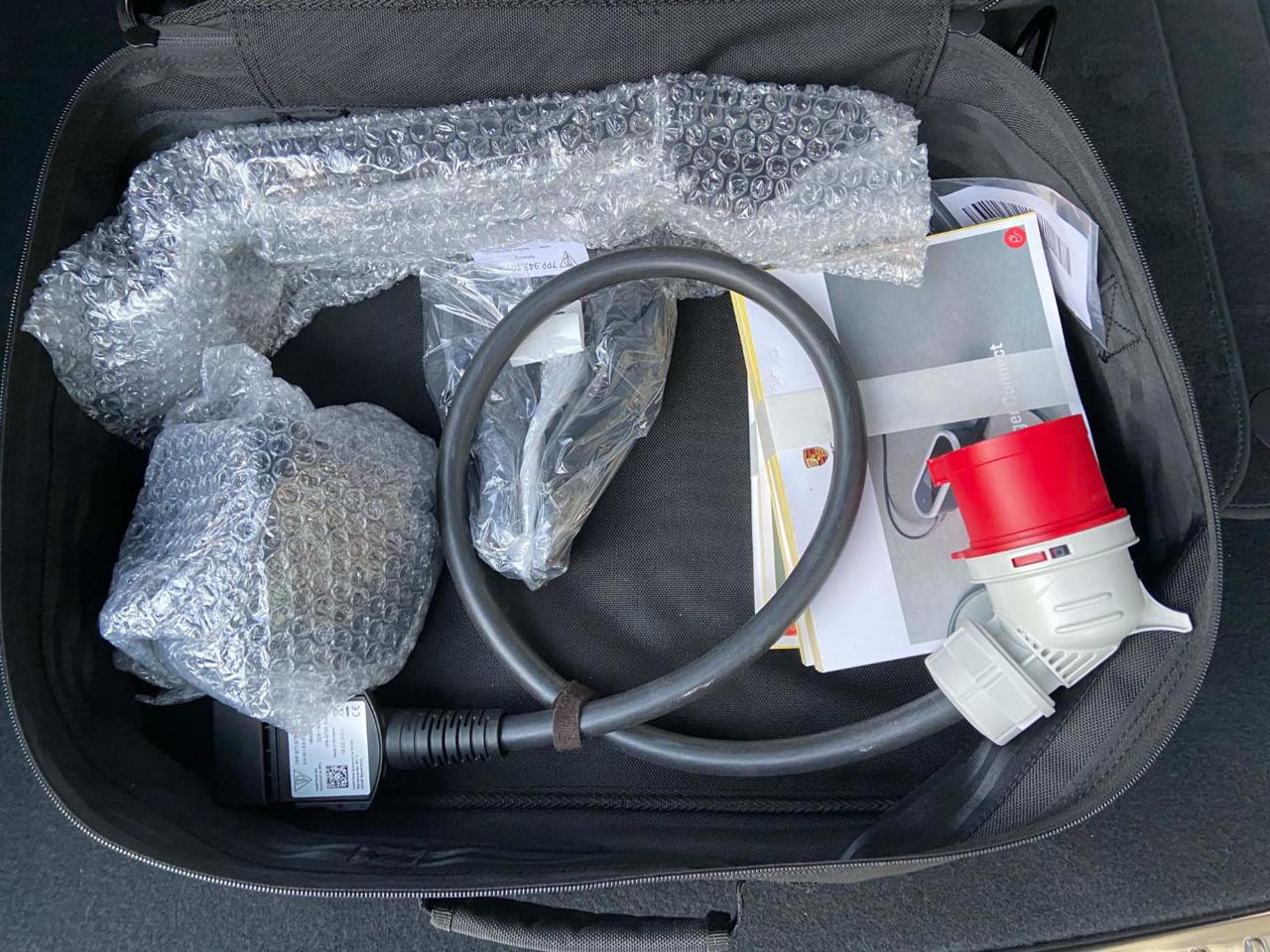 PORSCHE Cayenne Coupé 3.0 V6 E-Hybrid CERCHI 21-TETTO PAN. - 27