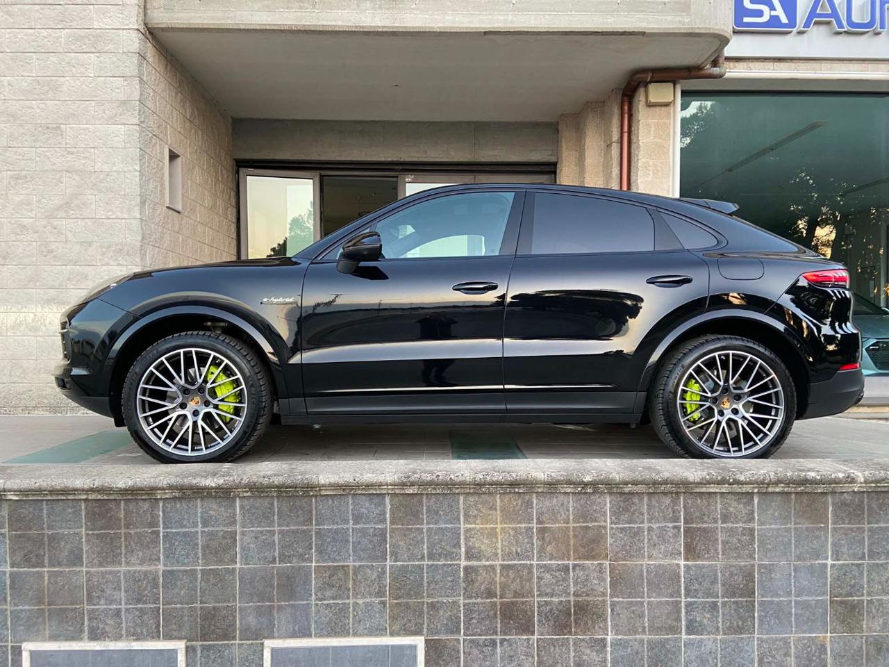 PORSCHE Cayenne Coupé 3.0 V6 E-Hybrid CERCHI 21-TETTO PAN. - 8