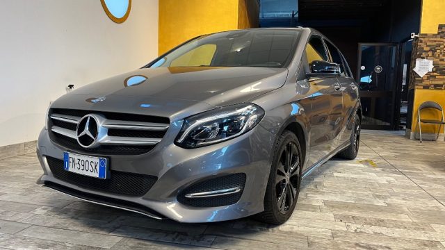 MERCEDES-BENZ B 180 d Automatic Business 