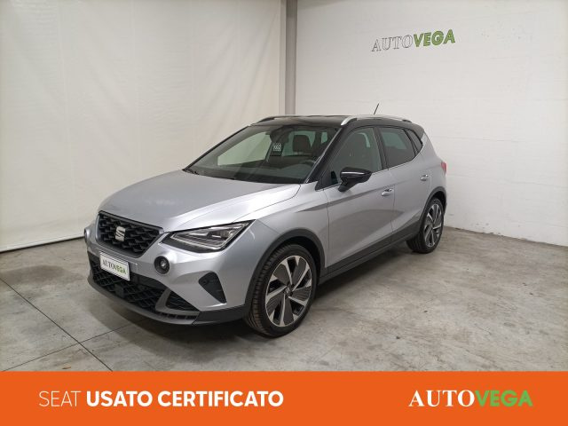 SEAT Arona Grigio pastello