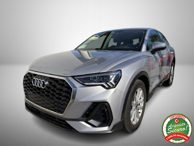 AUDI Q3 Grigio metallizzato