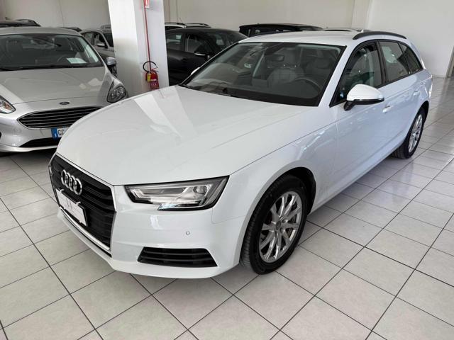 AUDI A4 Avant 40 TDI quattro S tronic Business 