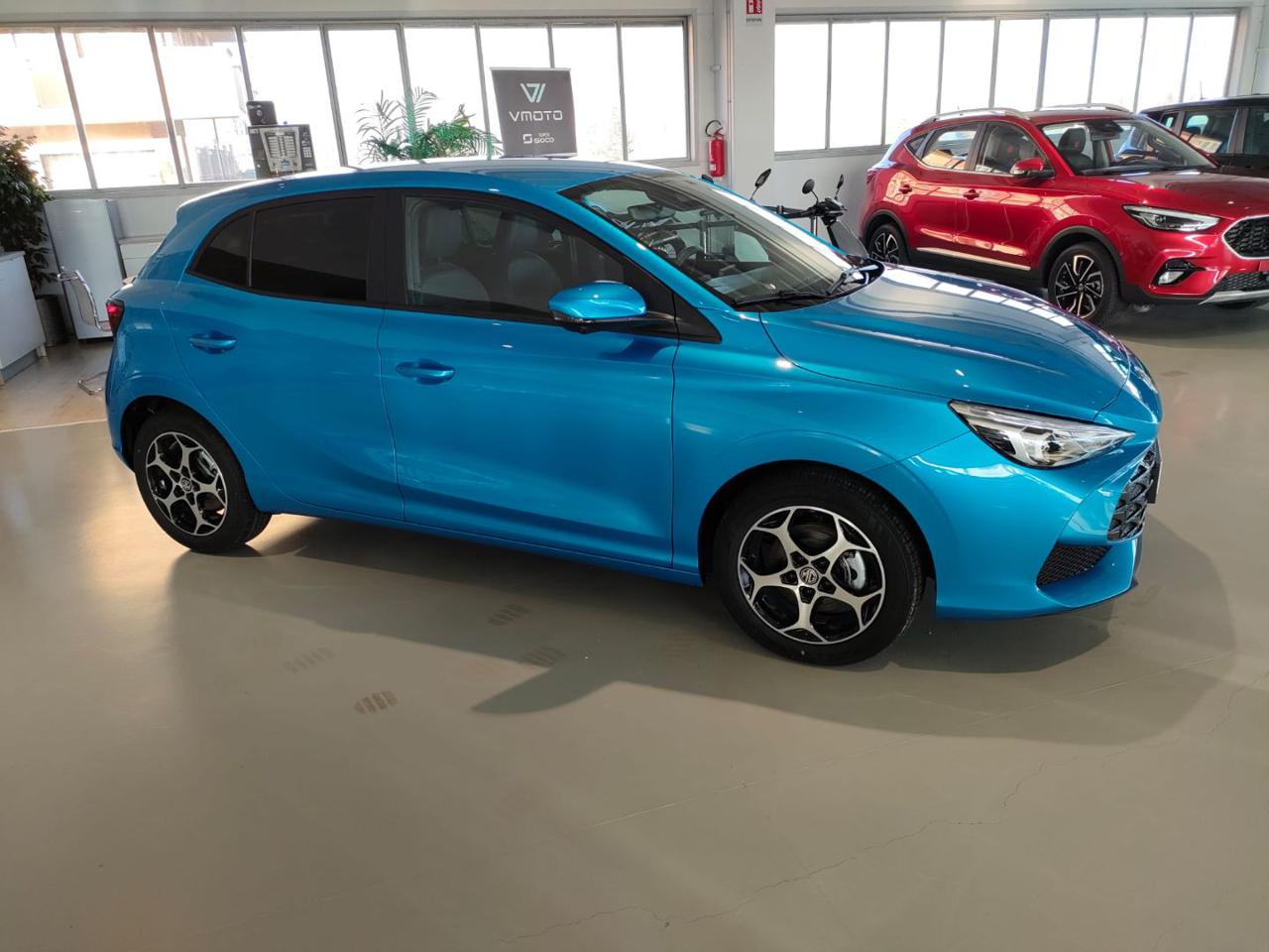 MG MG3 Hybrid+ Luxury - 3