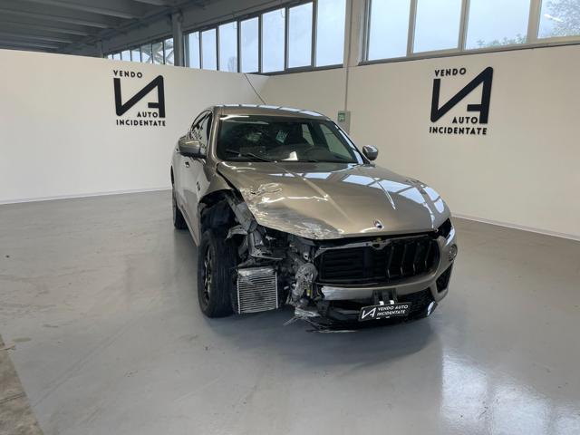 MASERATI Levante Q4 3.0 V6 350CV AWD GRANSPORT *VA IN MOTO* 