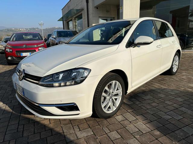 VOLKSWAGEN Golf Bianco pastello