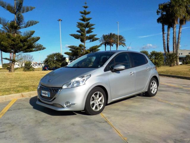 PEUGEOT 208 Argento metallizzato